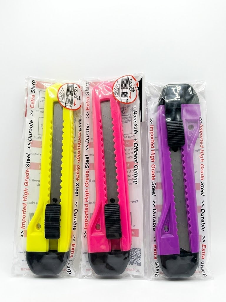 SDI Cutter Knife/ Student Knife Pisau Pemotong Office Student Sekolah Pemotong Gunting